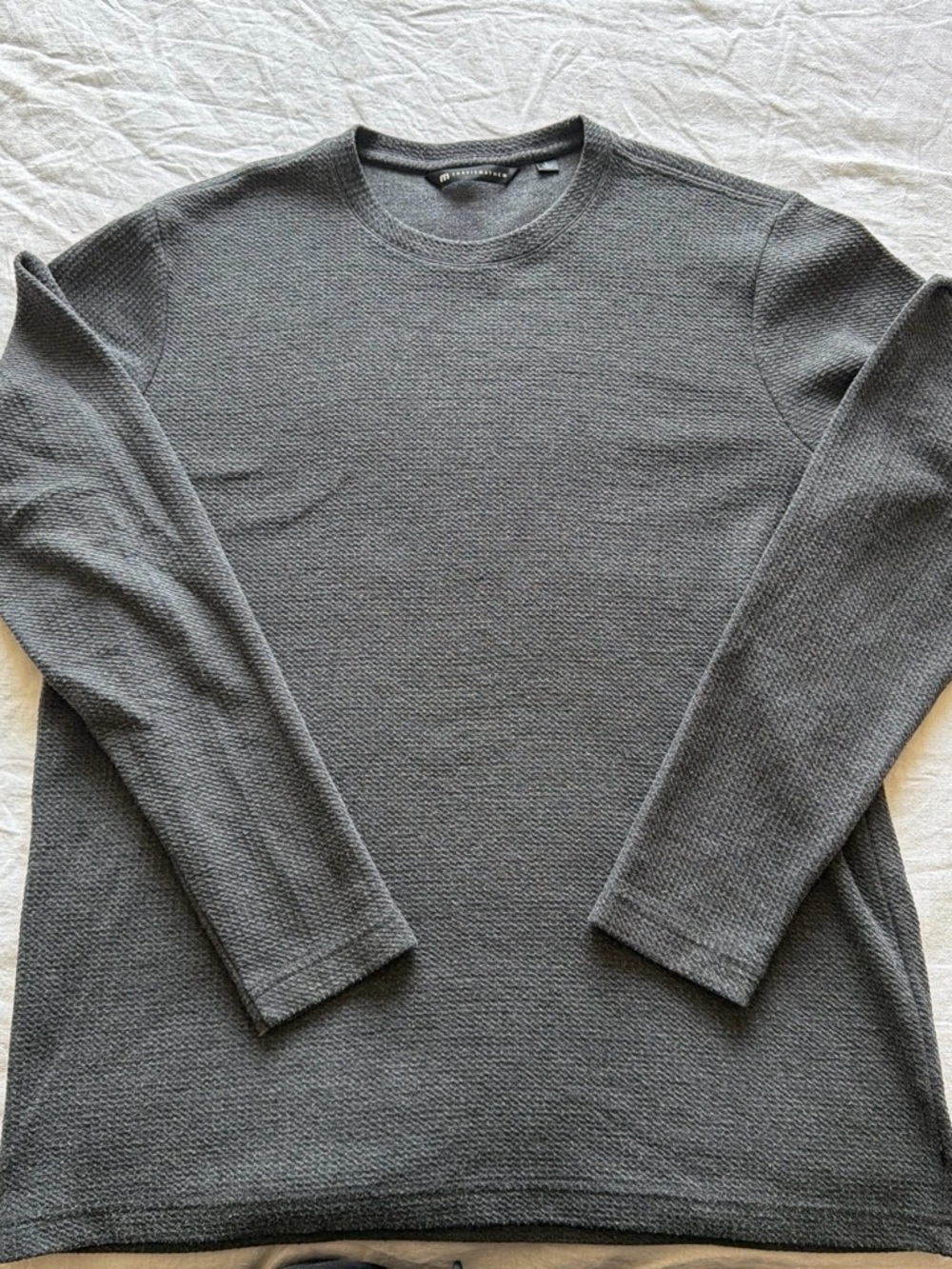 TravisMathew Gray Long Sleeve Crewneck Size L